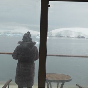 Meet your Posher, Sandy